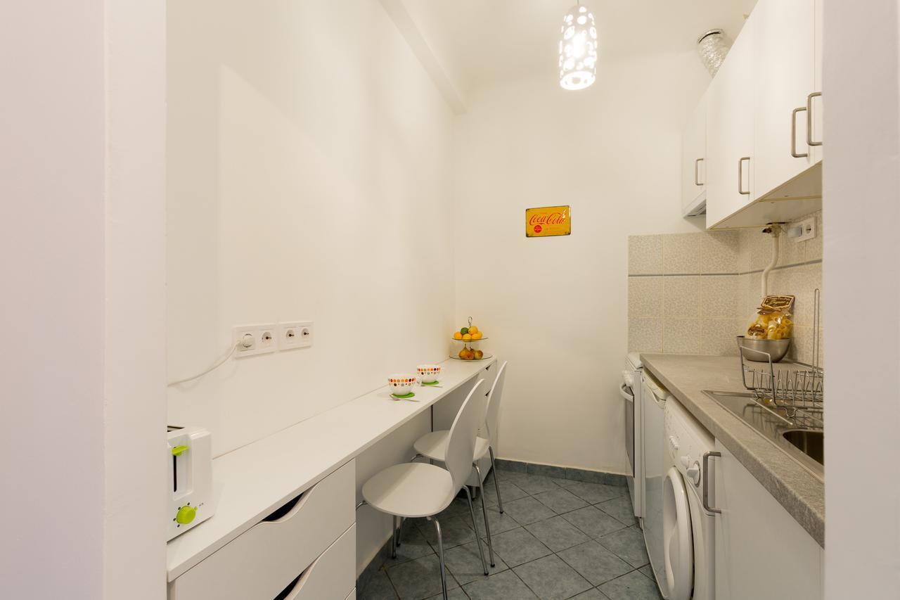 Appartamento Pamka Place Budapest Esterno foto